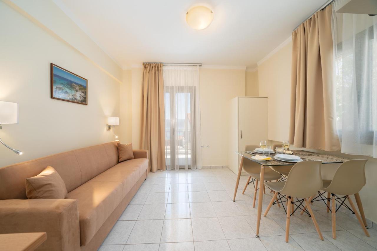 Makis Village-Apartments Agia Efimia Екстер'єр фото